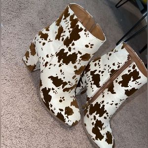 Cowprint ankle boots